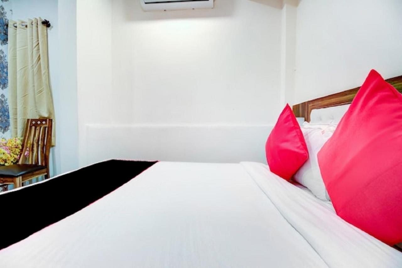 Hotel De Classico Juhu ムンバイ エクステリア 写真