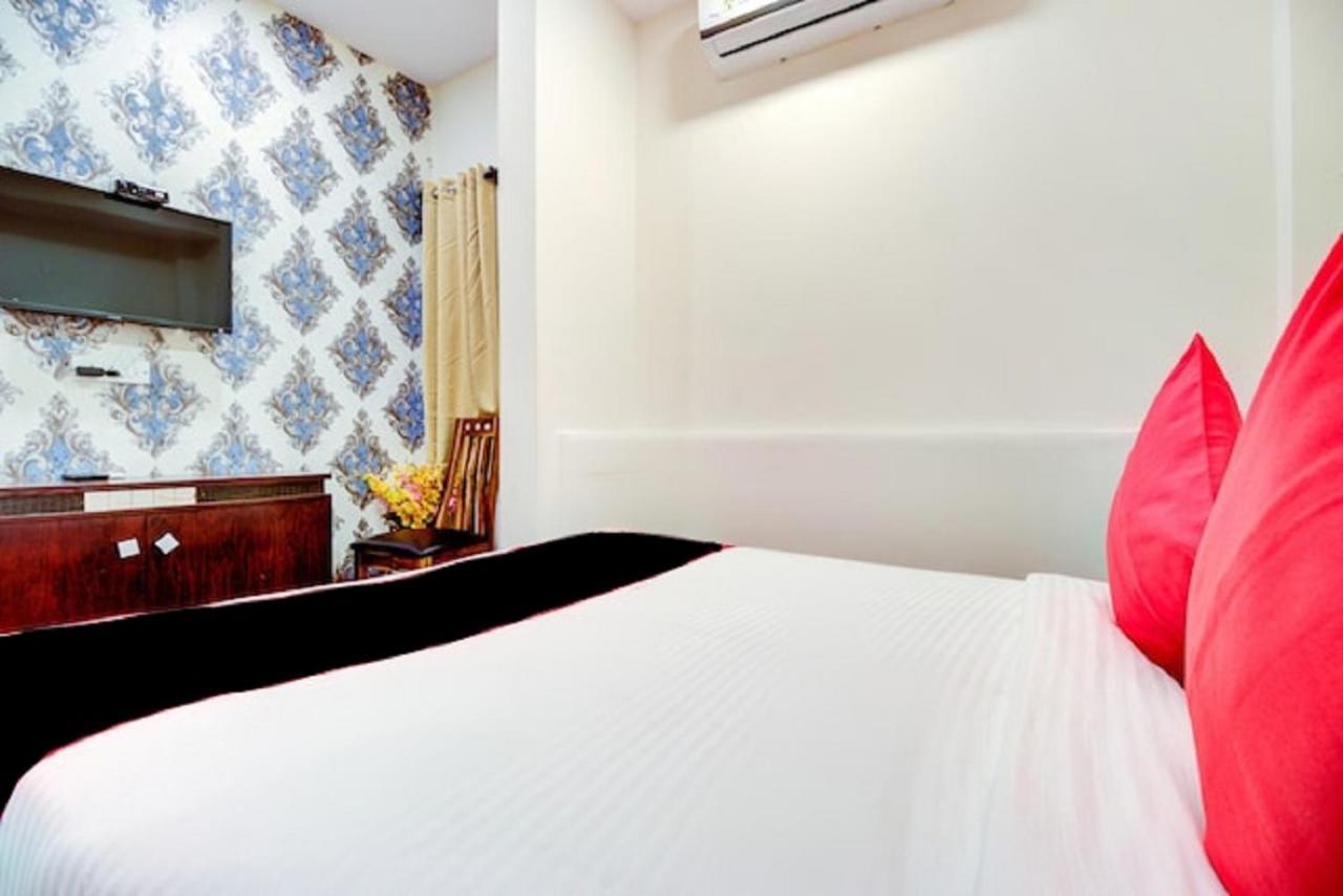 Hotel De Classico Juhu ムンバイ エクステリア 写真